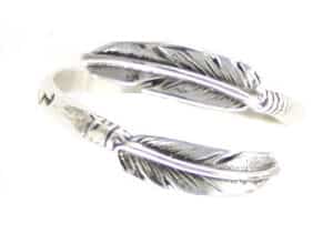 Adjustable Feather Ladies Ring (click for size ranges available)
