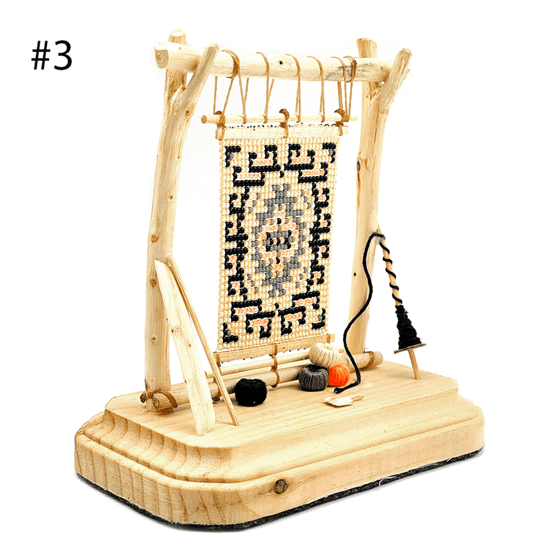 Cedar Wood Beaded Rug Weaving Decor - Image 3